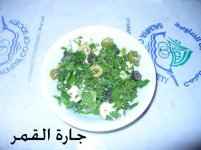 سلطة الزيتون بالجبن.jpg