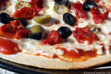 olive_tortilla_pizza_2.jpg