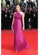 aishwarya-rai-rouched-organza-a-line-bosom-floor-length--red-carpet-skirtcannes-film-festival-dr.jpg