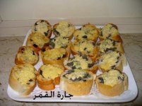 الخبز الفرنسي بالزعتر.jpg