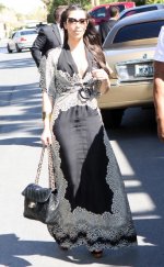 Kim Kardashian Reggie Bush Arriving MGM Grand Djp2iL29Mcdl.jpg