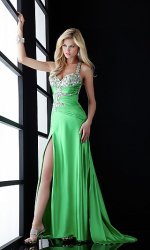 PromGirl-742358309.jpg