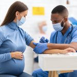 78-212018-vaccine-coronavirus-pregnant-women-2.jpeg