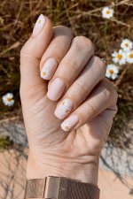 wedding-nails-arts-for-bride-fustany-ar-7.jpg