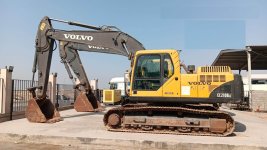 بوكلين فولفو 210 موديل 2015 - volvo 1.jpg بوكلين فولفو 210 موديل 2015 - volvo 1.jpg