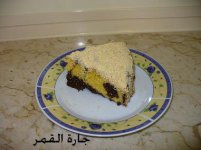 قطعه مقطوعه من كيكة السميد.jpg