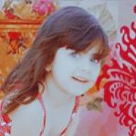 صابرة رغم الجروح