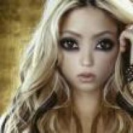تائهة بأحلامي
