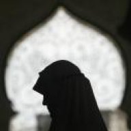 الفتاة المسلمة